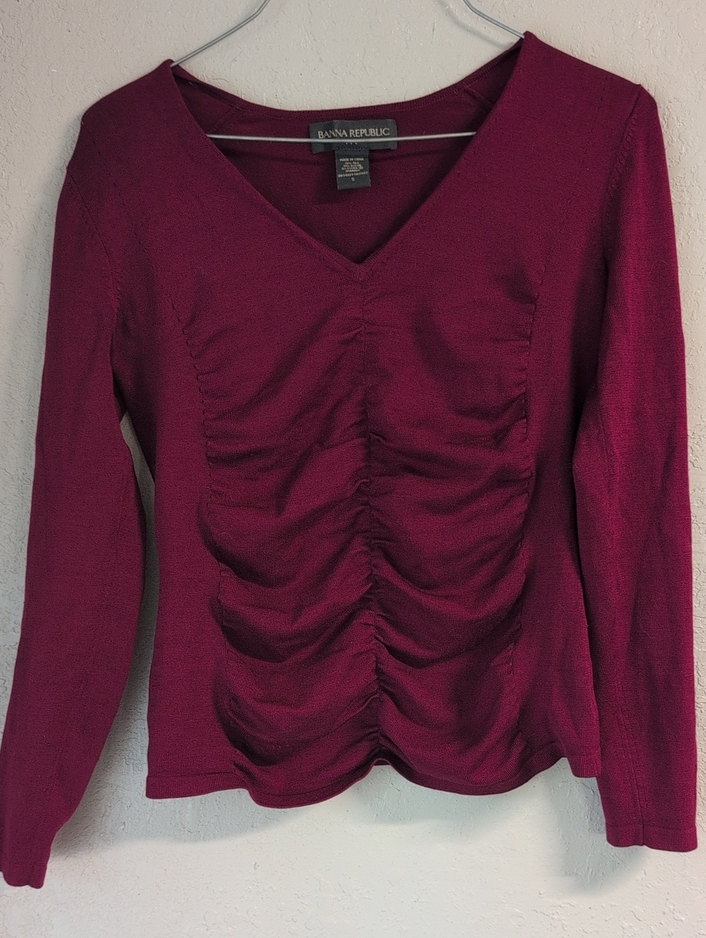 Banana Republic Ruched V-Neck Long Sleeve Top S Burgundy Silk Vtg Whimsigoth